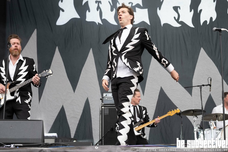 20220619 TheHives 6990 bs TheaDrexhage
