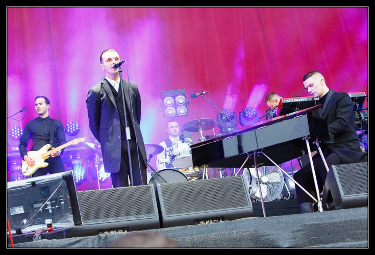 20130524 hurts 119
