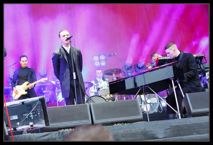 20130524 hurts 120