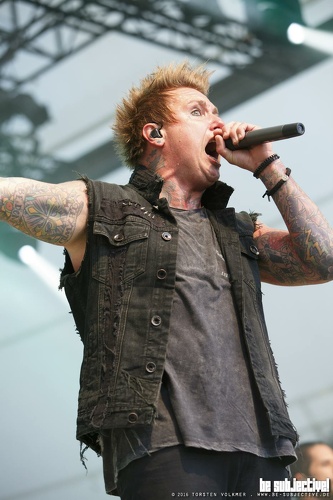 20150609 PapaRoach 032