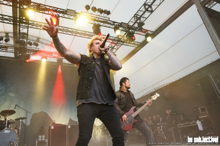 20150609 PapaRoach 073