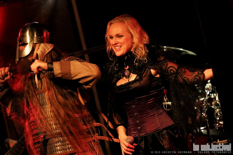 Leaves Eyes 20151030 Dresden 087