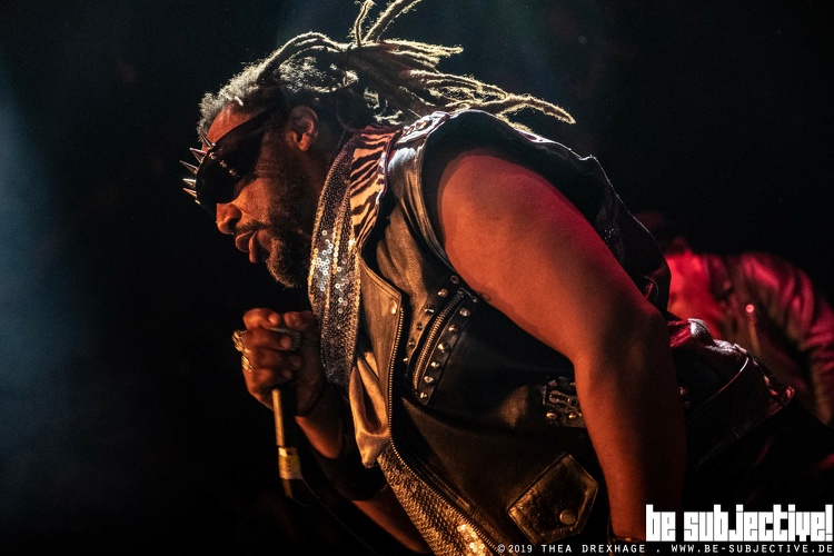 20191202 Skindred 12 bs TheaDrexhage