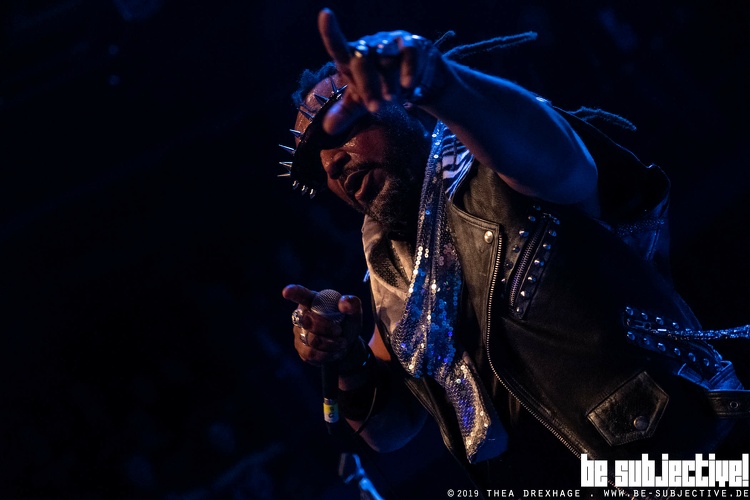 20191202 Skindred 18 bs TheaDrexhage