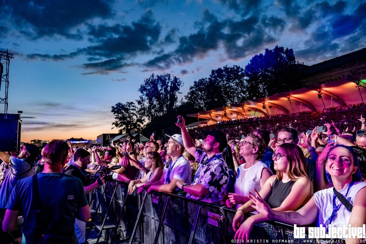 20240817 PurpleDiscoMachine 34 bs KristinHofmann