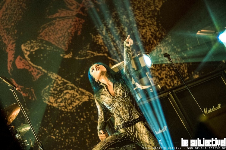 20241026 ArchEnemy 05 bs KristinHofmann