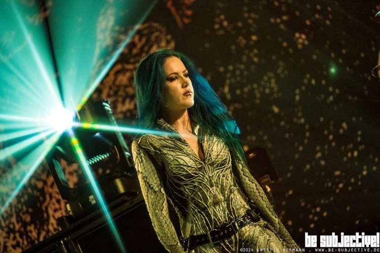20241026 ArchEnemy 17 bs KristinHofmann