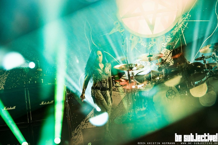 20241026 ArchEnemy 34 bs KristinHofmann