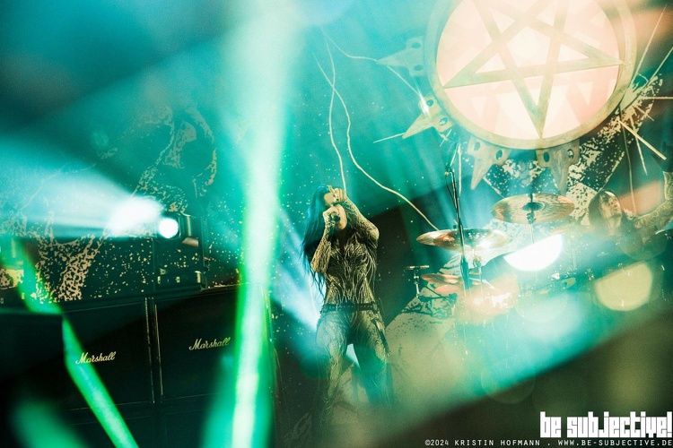 20241026 ArchEnemy 35 bs KristinHofmann